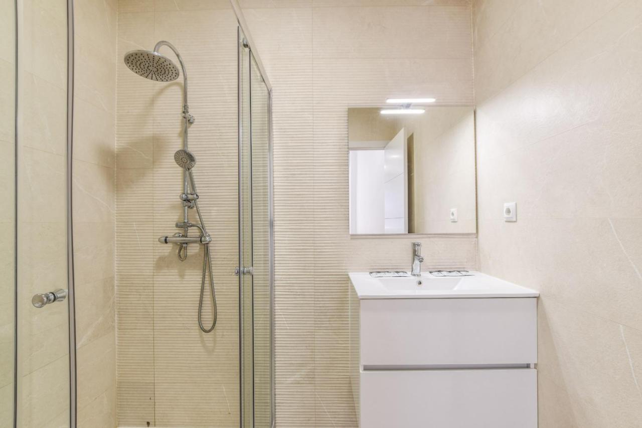 מדריד Apartamentos Reformados En Vallecas מראה חיצוני תמונה